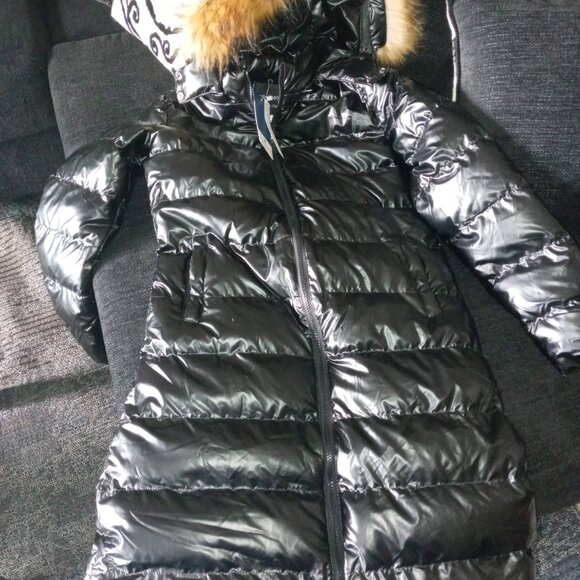 Puffer Jacket - Picture 2 of 6